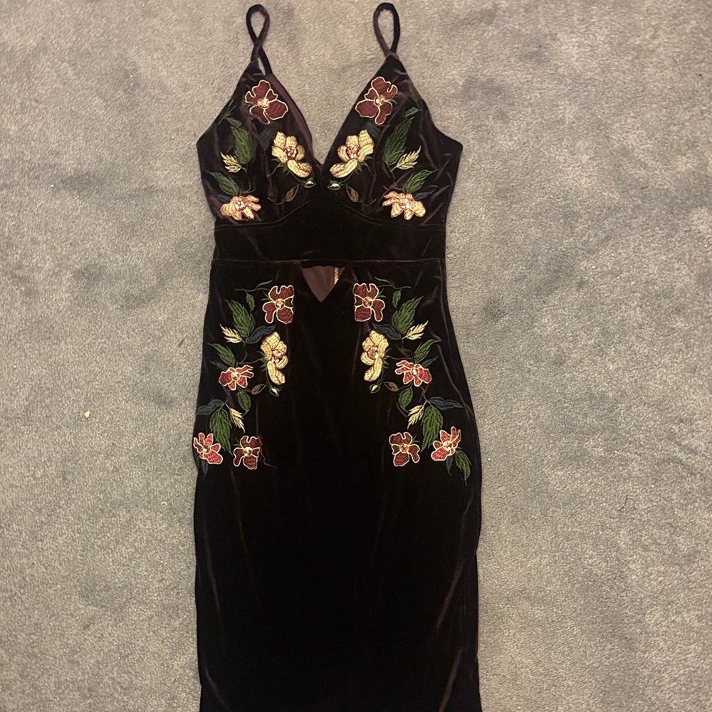 Privy Black Dress with Floral Embroidery